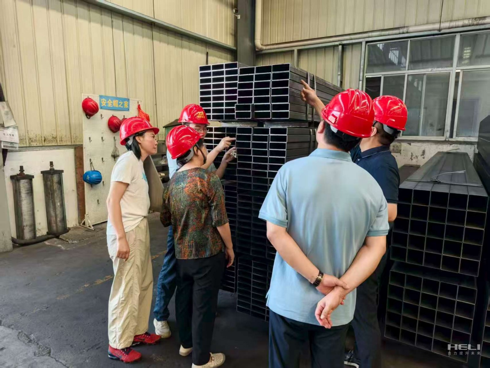 矩形管生產(chǎn)廠家調(diào)研.jpg 矩形管生產(chǎn)廠家調(diào)研.jpg