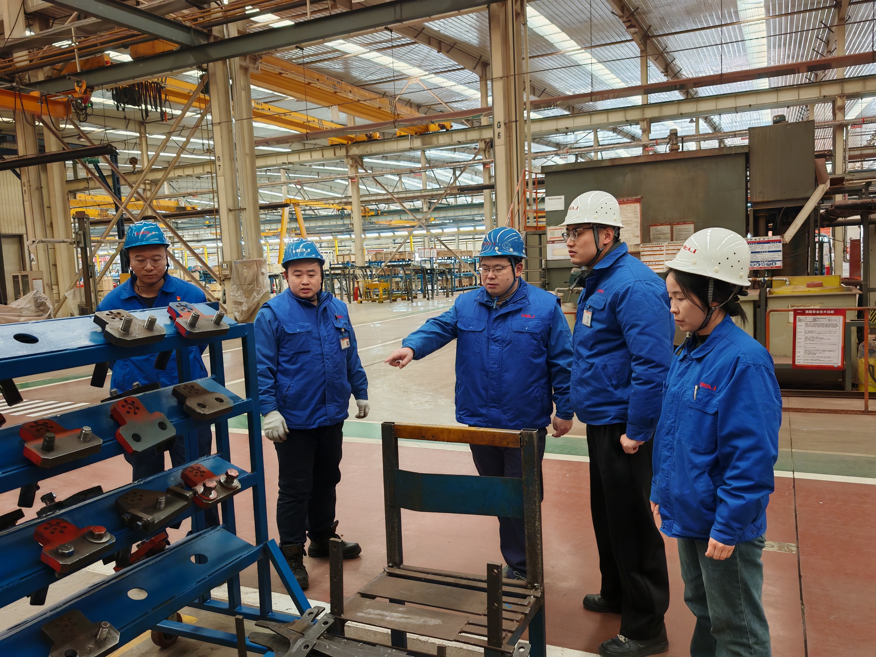 交流現(xiàn)場二（?。?jpg